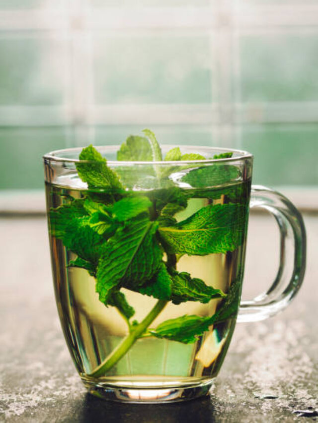 10 Health Benefits of Peppermint Tea